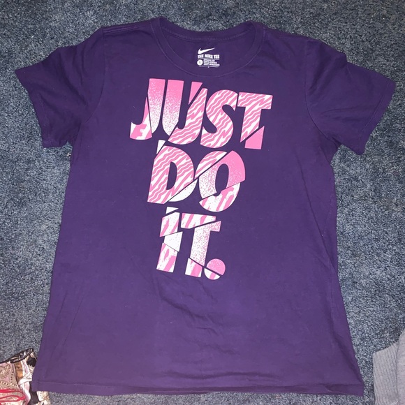purple and pink nike shirt